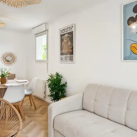 Apartment Le Sunny Side - Pour 4 Personnes Disneyland